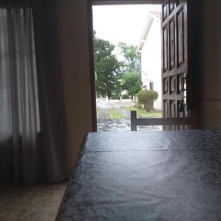 Duplex Cerca Del Mar En ลาสโตนินัส ภายนอก รูปภาพ